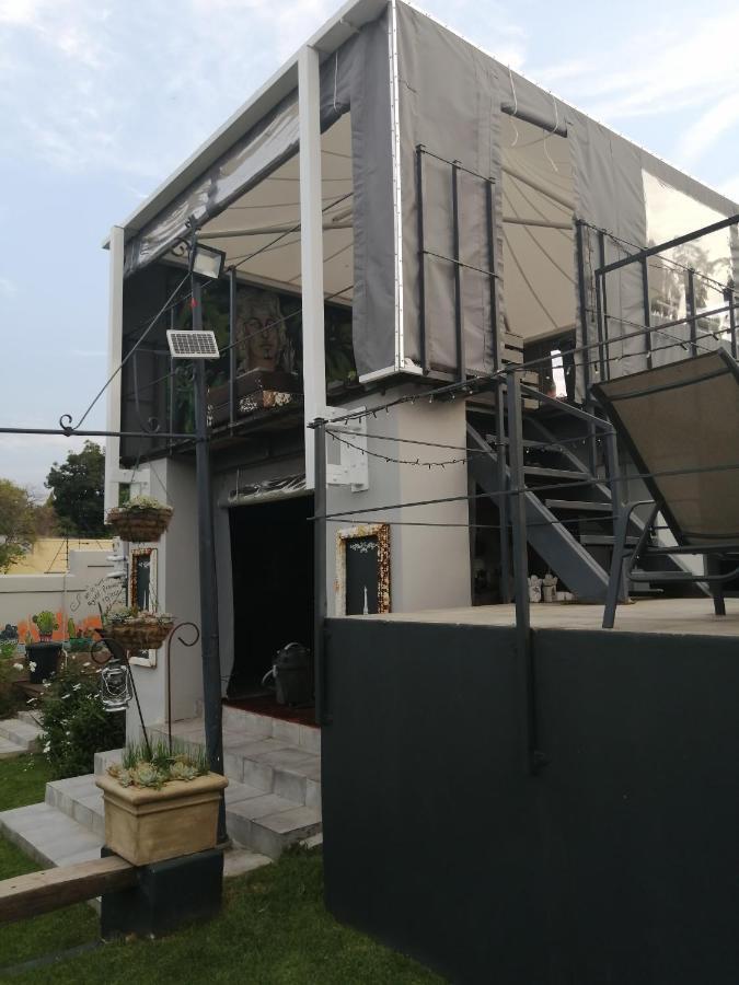 The Place Guesthouse ปาเรส ภายนอก รูปภาพ