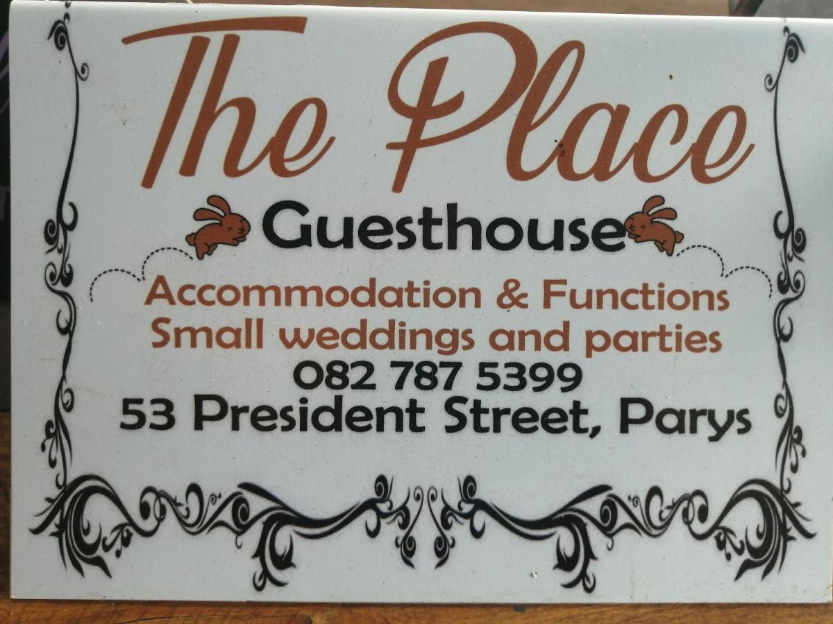 The Place Guesthouse ปาเรส ภายนอก รูปภาพ