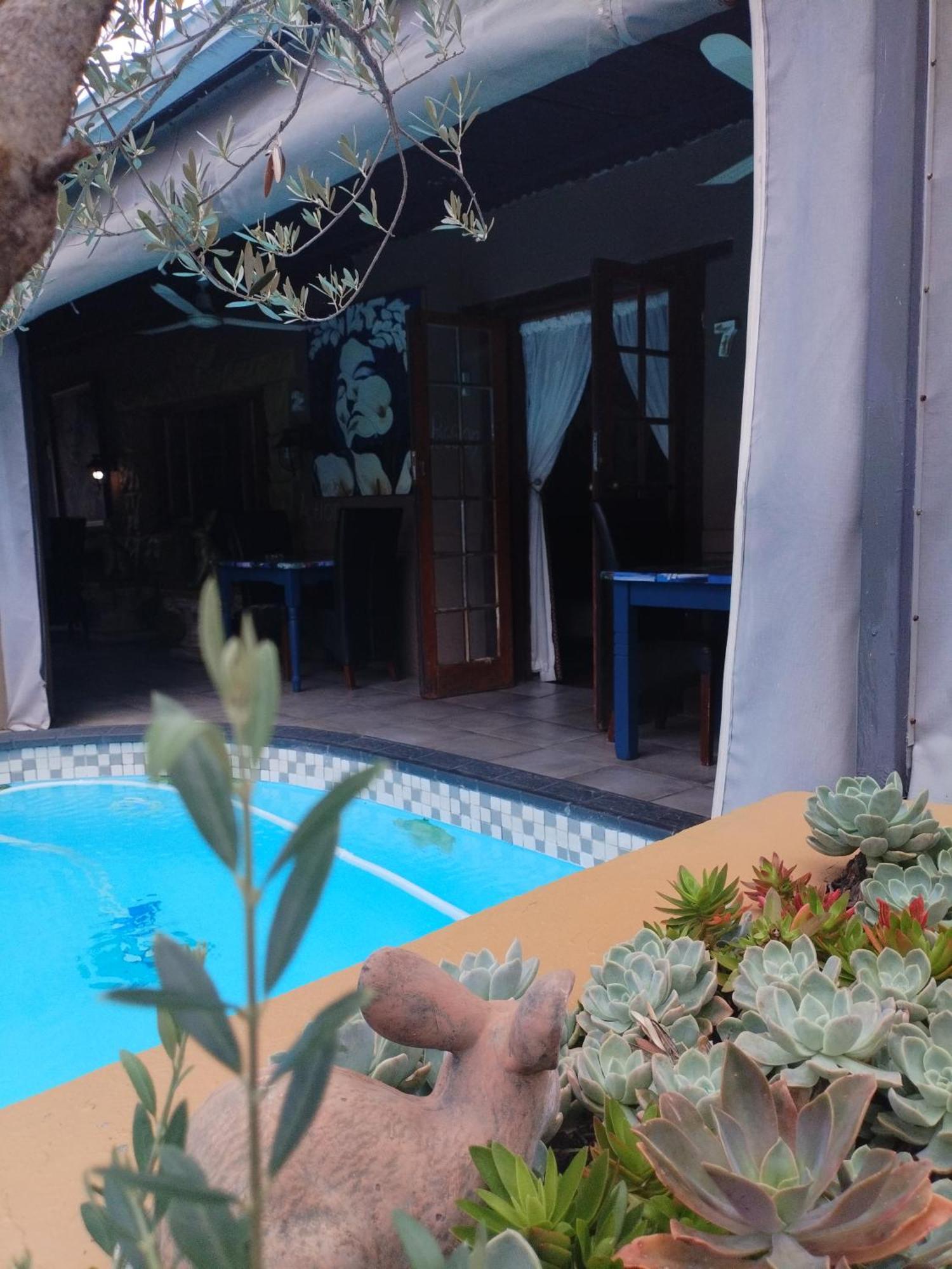 The Place Guesthouse ปาเรส ภายนอก รูปภาพ