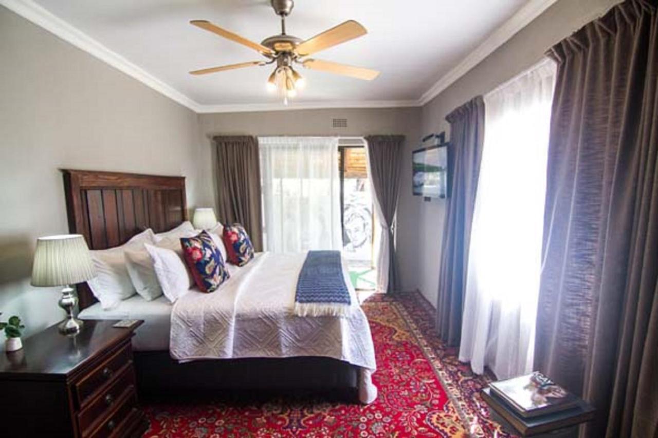 The Place Guesthouse ปาเรส ภายนอก รูปภาพ